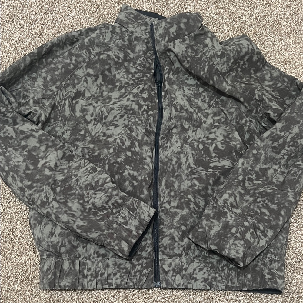 lululemon athletica Gray and Black Patterned Bomber Jacket